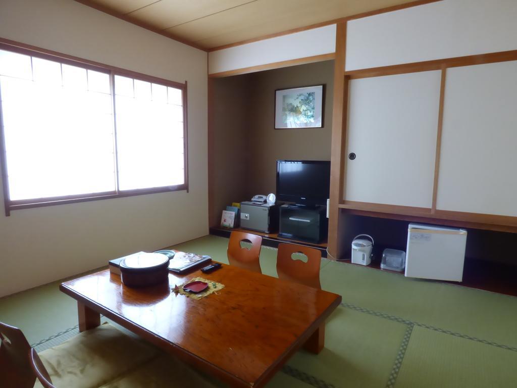 Hoshino Yado Hakuchoza Hotel Хиросаки Стая снимка